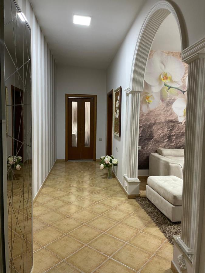 Sunkissed Centre Apartment Vlorë Εξωτερικό φωτογραφία